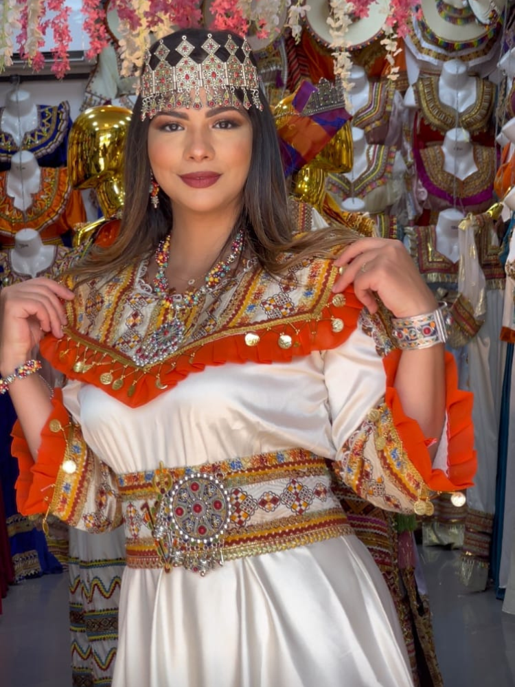 Tessdira El Aroussa – تقليدية راقية للعروسة